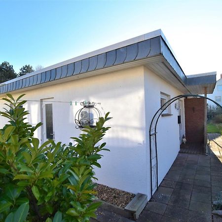 8022 Strandbungalow Anton Gromitz Bagian luar foto